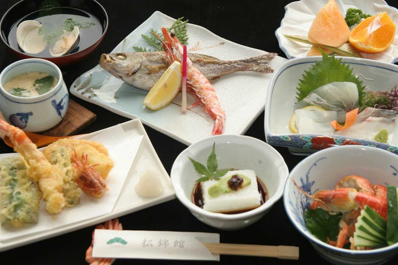 旬の魚を使った会席料理